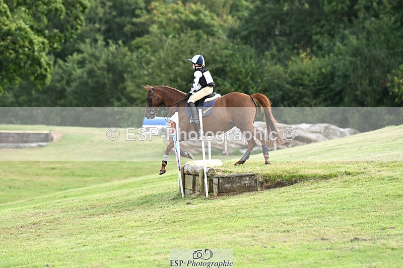 240825X-114452-32108 - 70cm XC 11.00 to 12.00