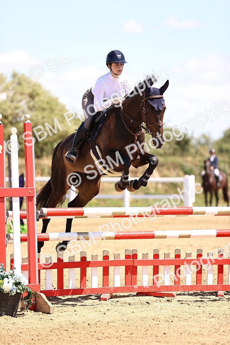 SBM_014480 - Class 15 - Senior Newcomers - 1.10m Open