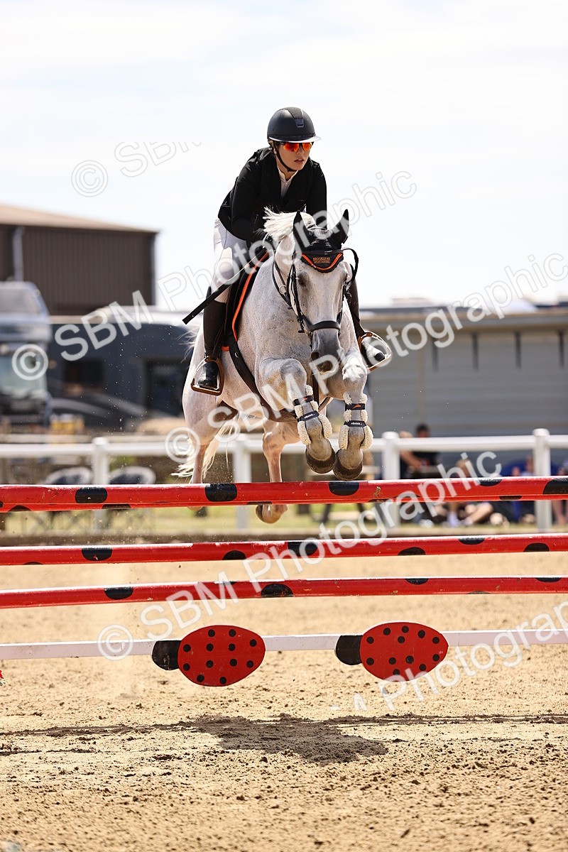 SBM_010354 - Class 9 - Senior Foxhunter - 1.20m Open
