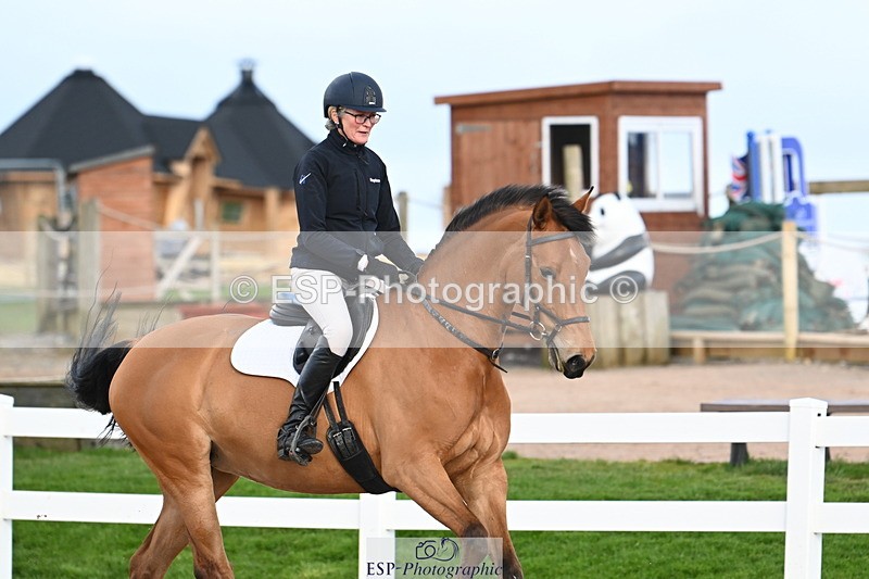 240323A-151925-02440 - UnA Novice 28