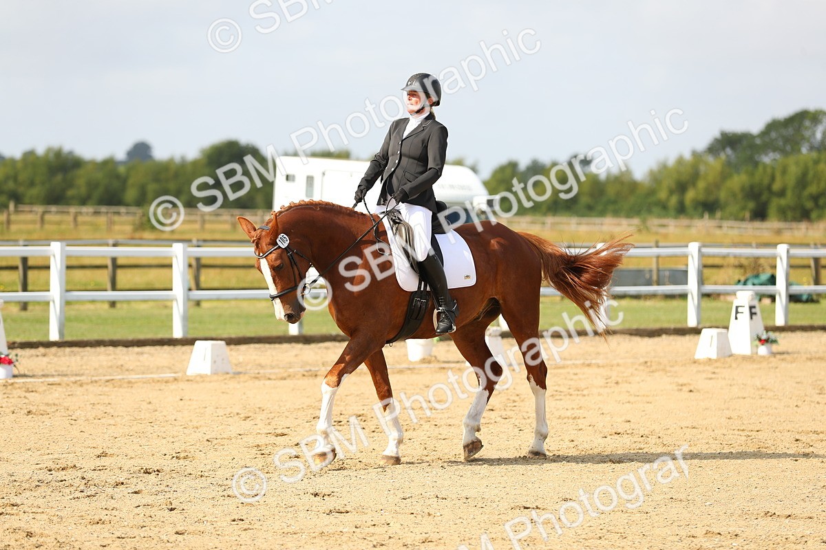 SBM_015614 - Class 13 - Novice 23 - 9.54-11.04