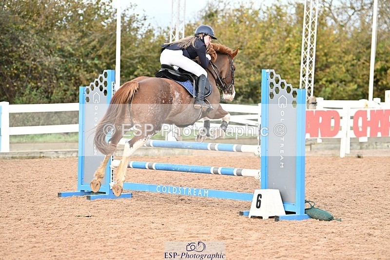 241117X-100557-03573 - Cls 09s Pony intro 90cm