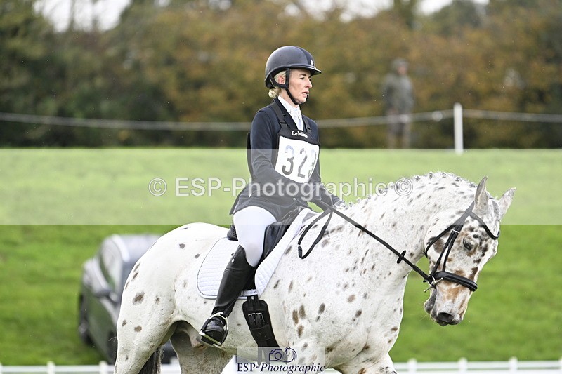 251023A-133433-04093 - D-323-Hannah.Flowerday