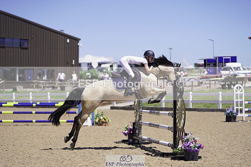 230624A-131126-01522 - Cls 24 Pony Discovery & 90cm Open