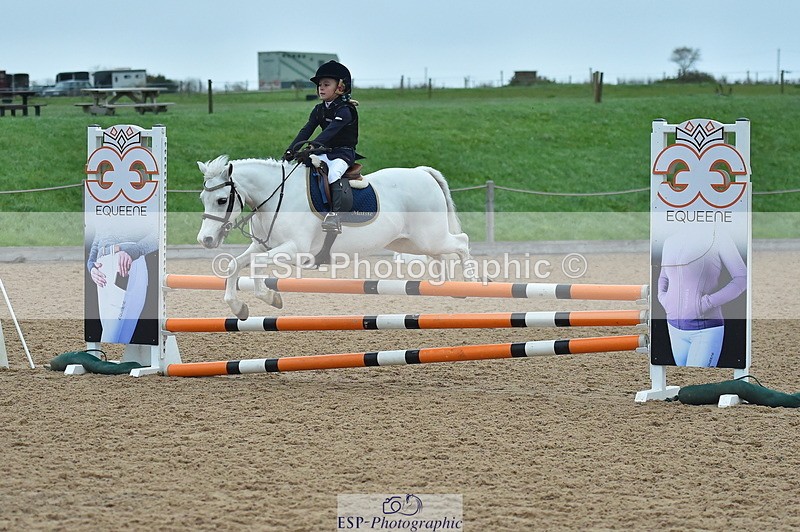 231119A-095000-04437 - Sun Cls 17+18 Club and Schools 70cm