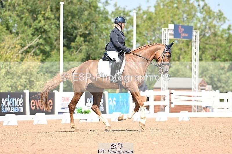 250816-121916-04220 - 119-Amanda.EdmondsNutfields.Don.Care.Paravel