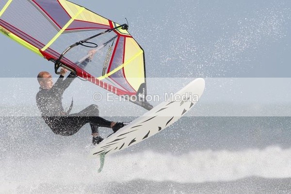 WS 190808-29 - Windsurfing