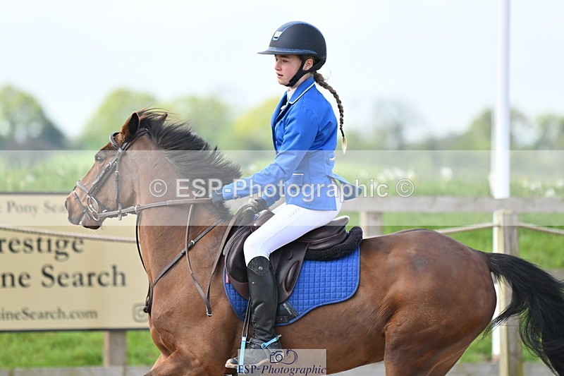 240506A-111002-08438 - Cls 3  Pony Discovery & 90cm Open