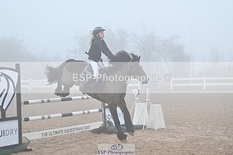 250208-122506-00561 - Cls 9 Pony Newcomers and 1m