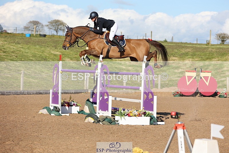 240419A-174150-09933 - Cls 10, 2 Star Big Tour 145cm  Break to End