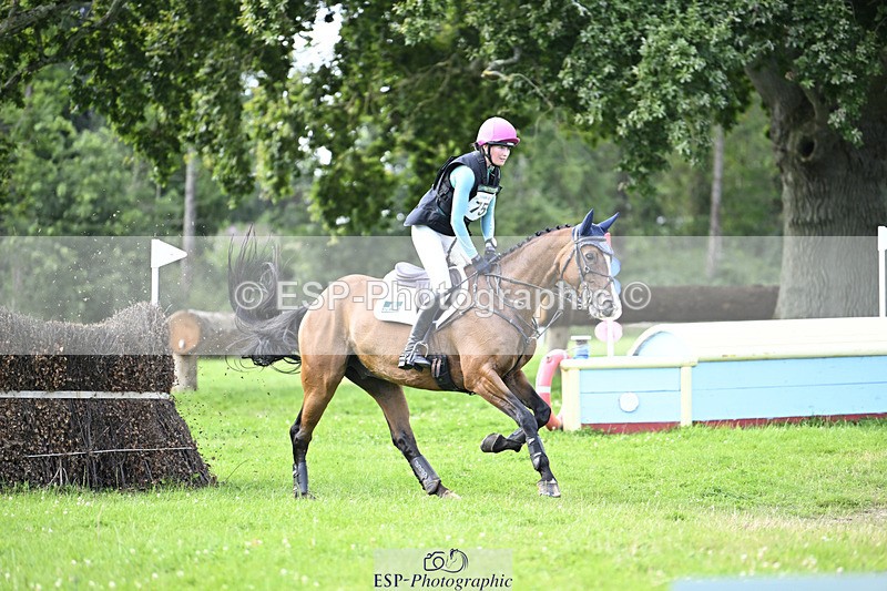 240804-180100-19162 - 751-Jess_Rimmer-SIR_HENRY_HALL