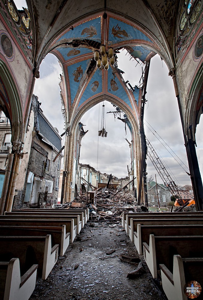 St Bonaventure Church (Philadelphia, PA) | The Heavens Above - St. Bonaventure Roman Catholic Church