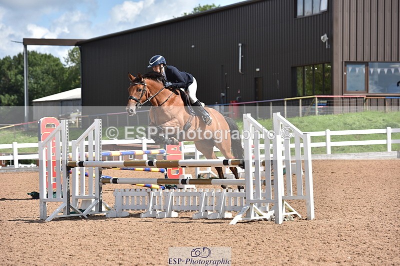 230806A-111316-01354 - Cls 17 Snr Discovery & 1m Open