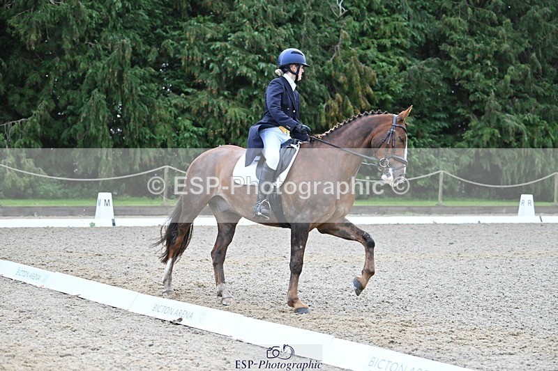 231019-114028-02206 - 110-MARTINS.IRISH.EDDIE-Allegra.Cowley-DR
