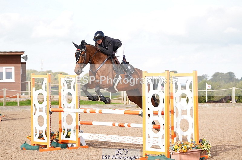 241004A-103238-00118 - Fri 01 Snr Disco & 1.00m Open
