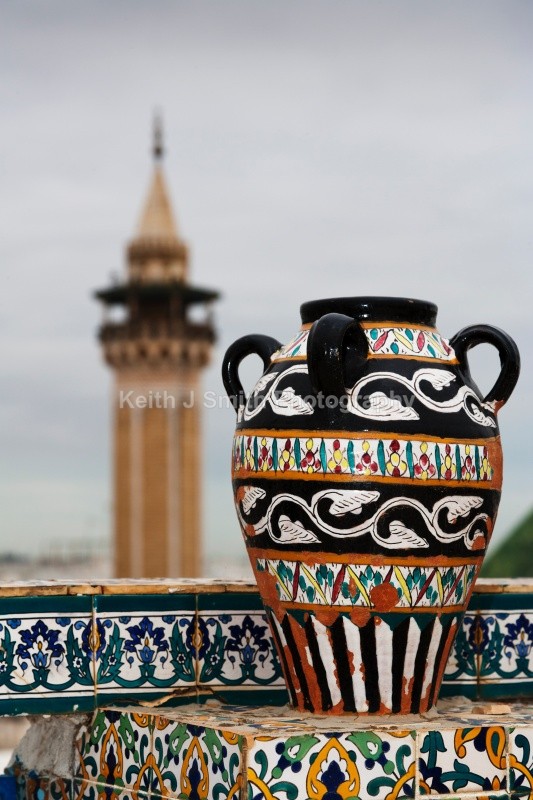 YR6M8338 (RM) - Worldwide