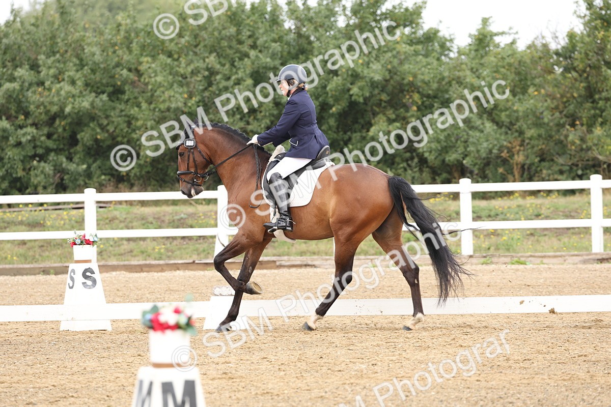 SBM_005776 - Class 6 - Novice 6 - 10.26-11.29