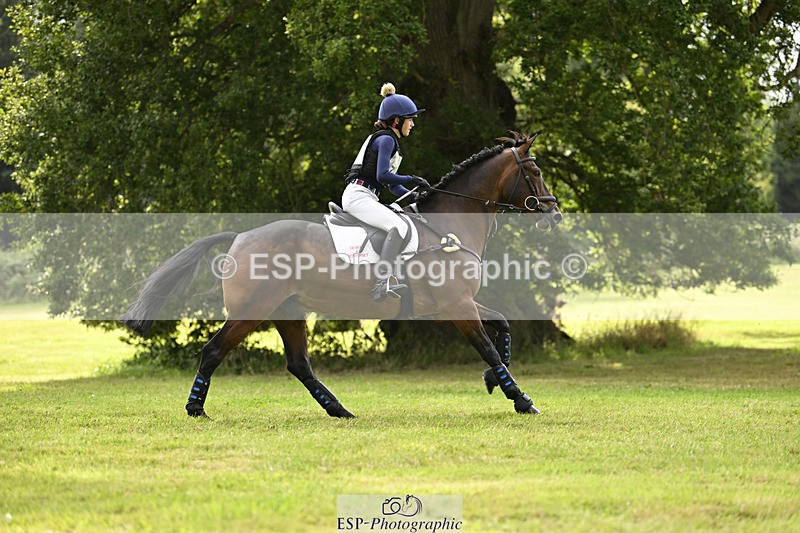 240825X-162026-36261 - 80cm XC 15.30 to 16.30