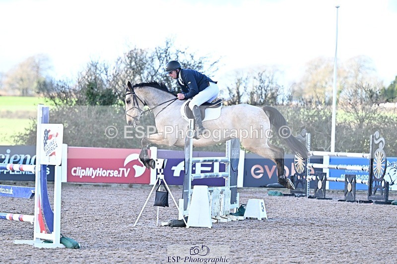 251203-131636-00661 - Cls 4 Newcomers and 1.10m Open