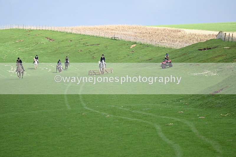 WJ6_9210 - Line Three