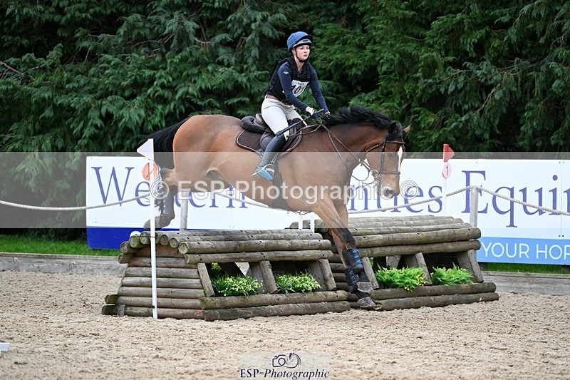 241116-133456-01626 - Cls 3 90-95cm