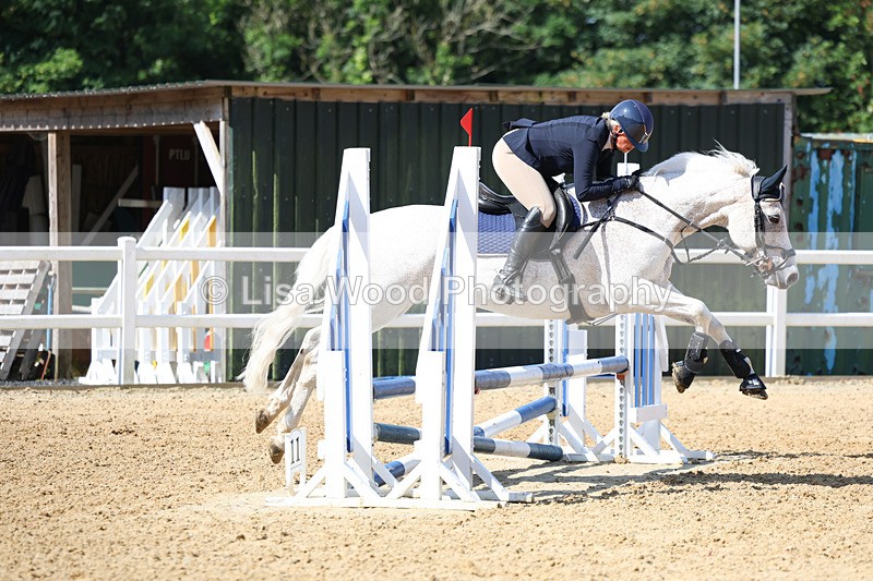 3E7A2709 - Class 2: 70cm Juniors and Seniors