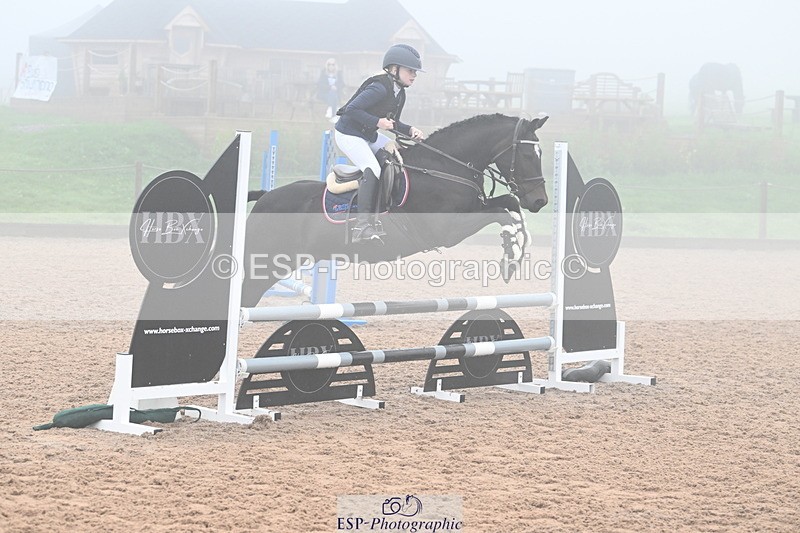 240907A-092444-00106 - Cls 1 Pony Intro 70cm