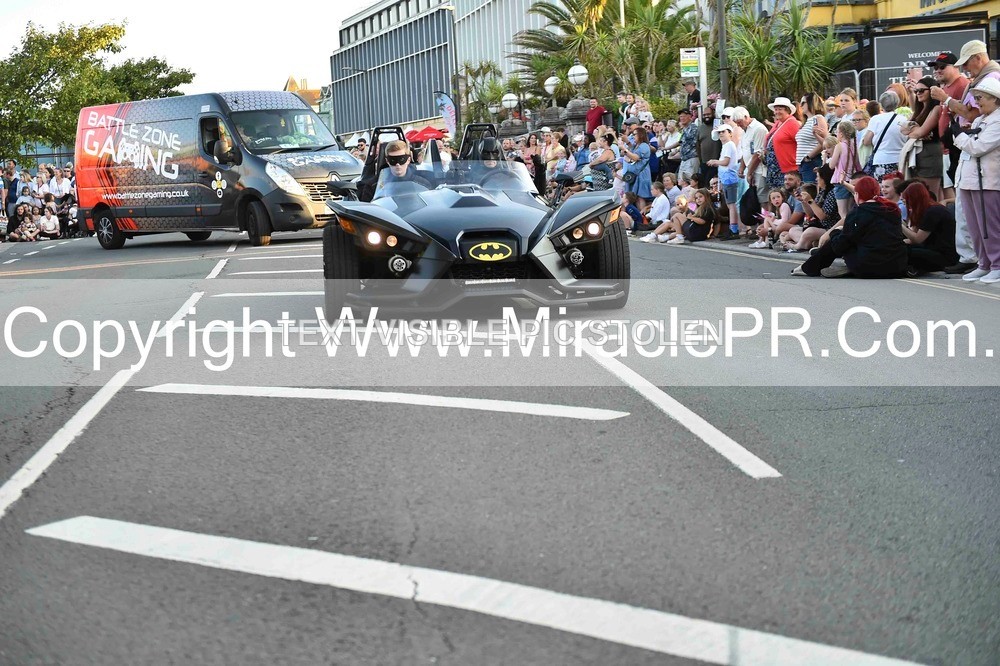 SH4_3937 - Carnival Procession.