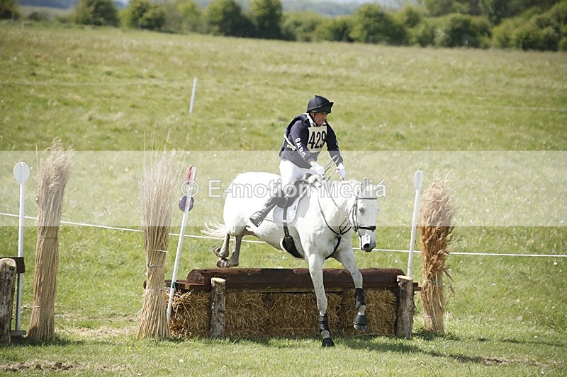 BVHT 140517  NXC -565 - Class 2 XC Novice 14/05/17