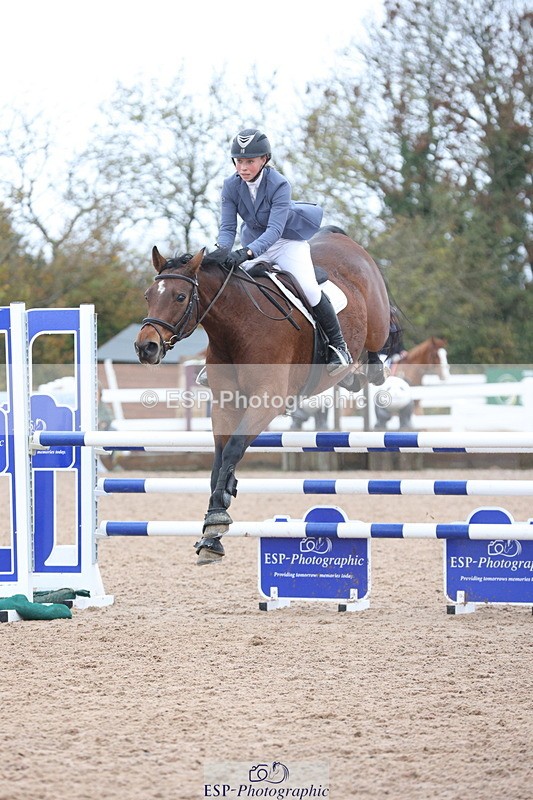 231112A-124942-04209 - Cls 19 Snr 1.05m Open