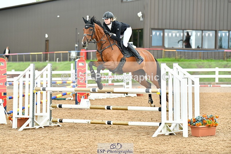 230730A-143646-10393 - Cls 35 1.05m Amateur Quali