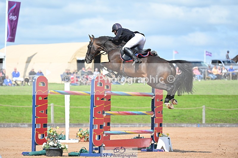 230721A-160758-07629 - Cls 10, 2 Star Big 1.45m Start to break