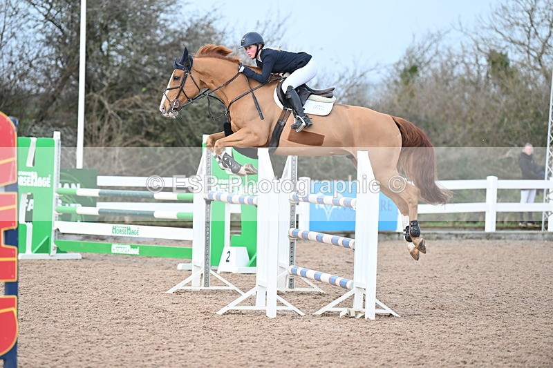 231208A-124907-00833 - Cls 5 Newcomers & 1.10m Open