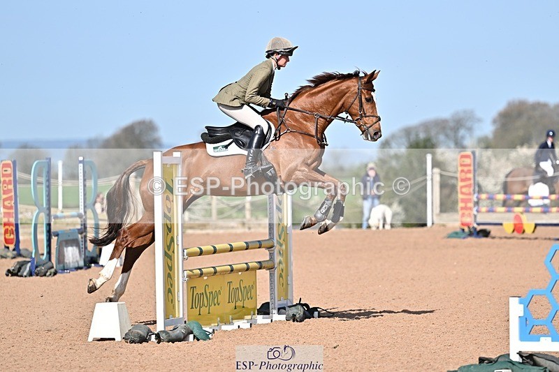 260408-103746-00198 - Cls 2 British Novice and 90cm