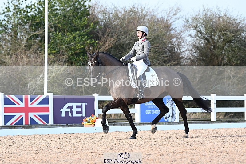 240218A-140515-08557 - 152-Beth.Miller-Lillie.Langtry