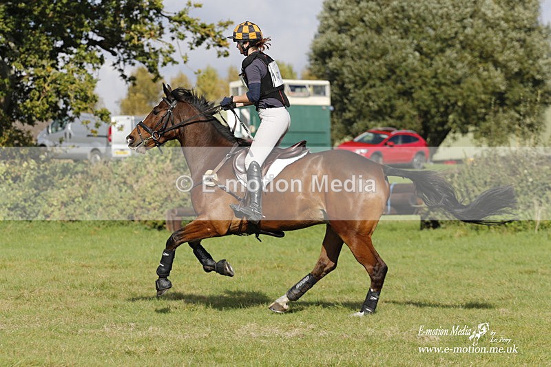  WWHT 171021 3192 - Intermediate (0.90m)  17/10/21