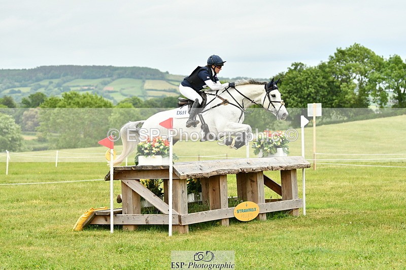 250524A-171936-14944 - C-283-Laura.Collett-COOLEY.ICEAGE