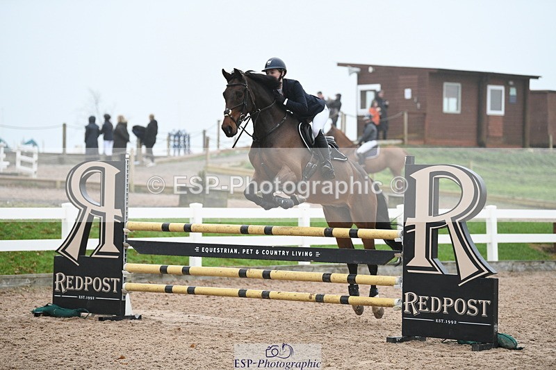 241103A-110539-07672 - SUN Cls 21 Snr Newcomers and 1.10m Open