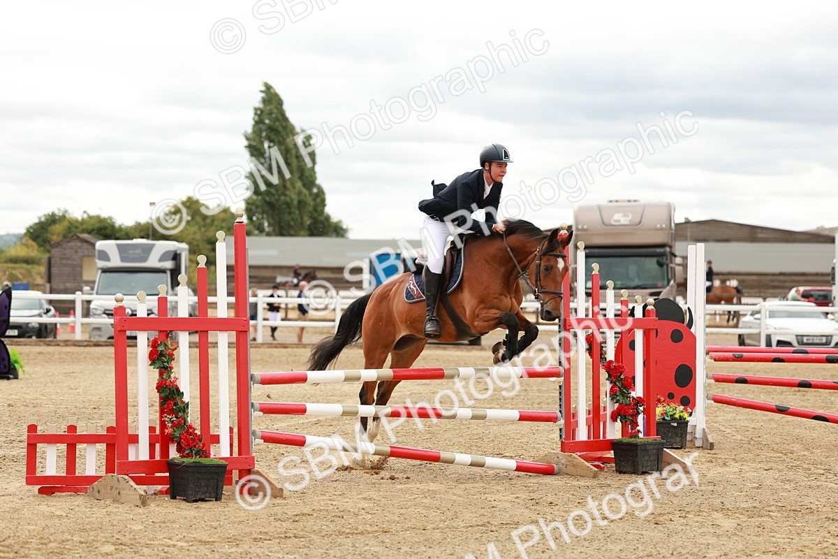 SBM_006001 - Class 1 - Senior British Novice - 90cm Open
