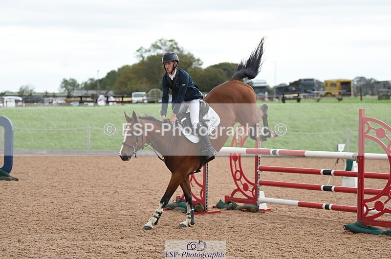 230927A-231910-00503 - Cls 5 Foxhunter & Open