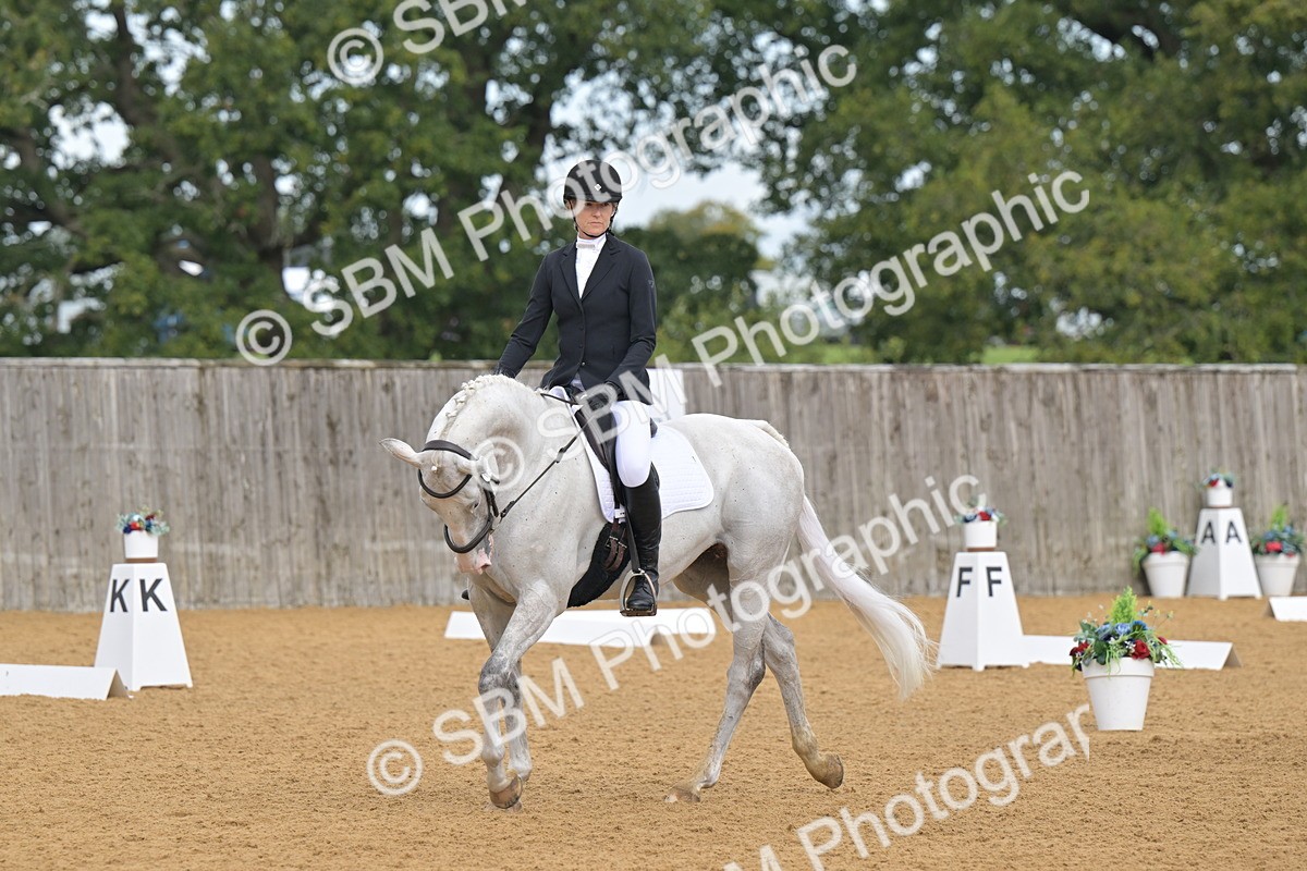 SBM_03815 - D2 - Small Tour Championship Intro 2