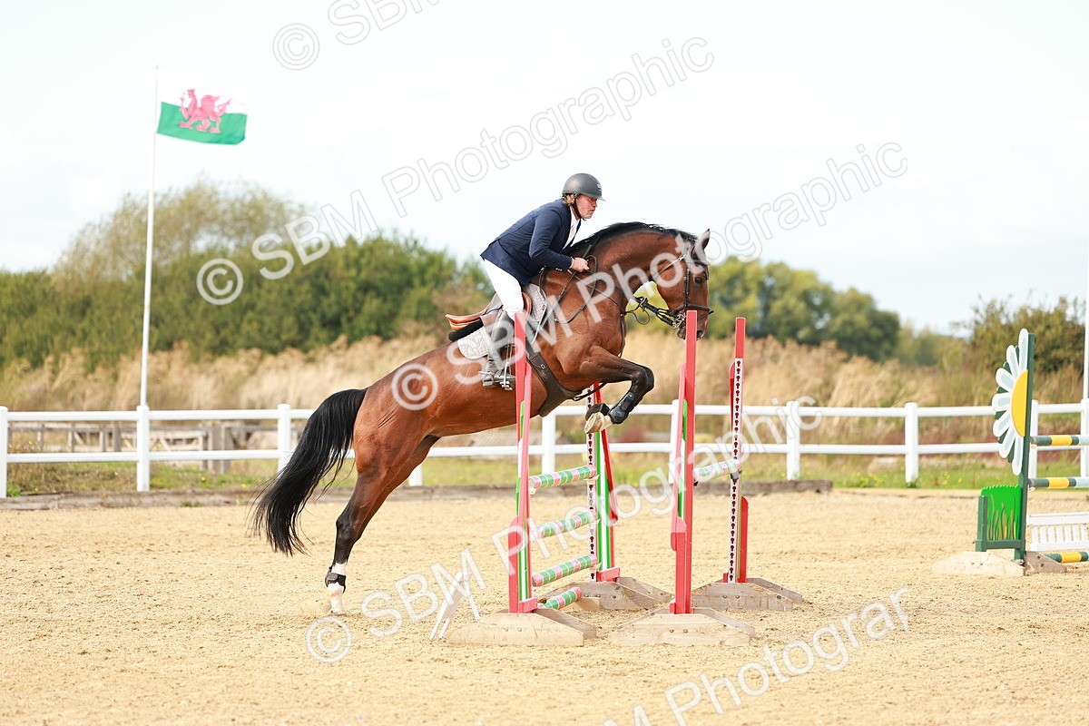 SBM_001763 - Class 4 - Senior Newcomers - 1.10m