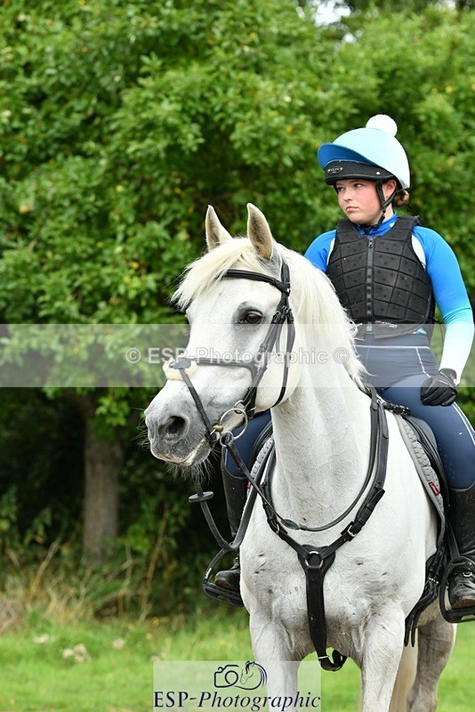 230817-152224-01471 - Theo's 2nd Group - XC