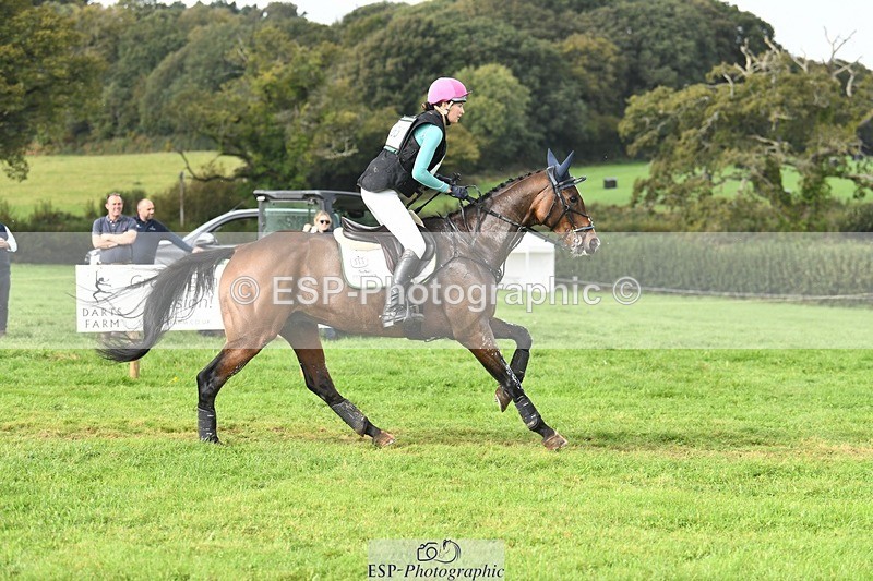 231020-124928-08619 - 065-SIR.HENRY.HALL-Jess.Rimmer-XC