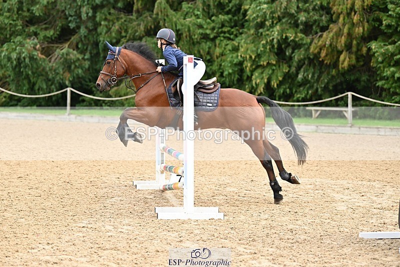 230930-094317-00087 - Cls 1 Pony Intro 70cm