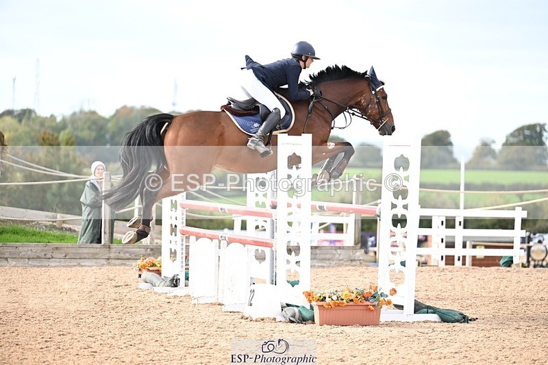 251005-145446-04004 - Cls 21 Newcomers and 1.10m