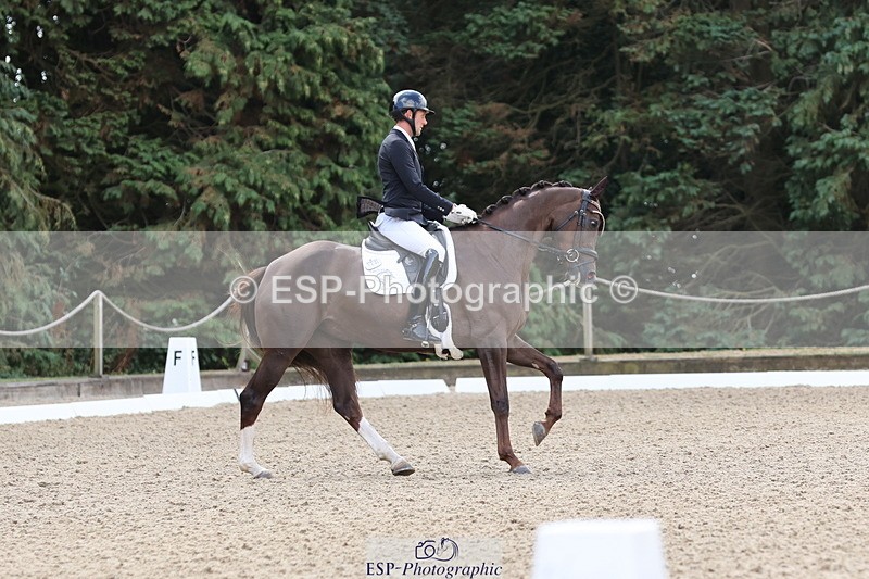 250809A-112618-03170 - 124-Mark.ForrestMarchioness.De.Fleurs