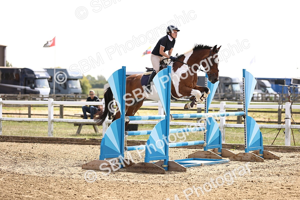 SBM_006641 - Class 12 - Amateur Championship Qualifier 1.05m