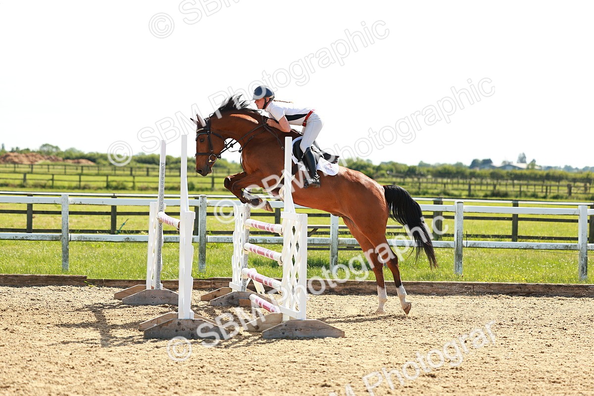 SBM_002898 - Class 4 - Senior Newcomers - 1.10m