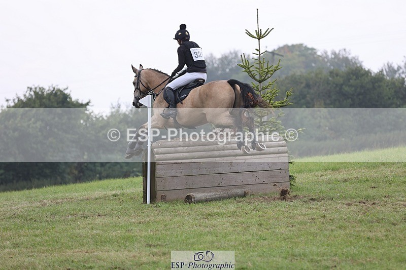 240901A-133317-09320 - 326-Lily.Howell-WOODFIELD.GOLD